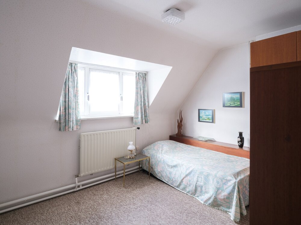 op-te-frissen-woning-op-ruim-perceel-optie-7500m2-grond-08563297_15.jpg