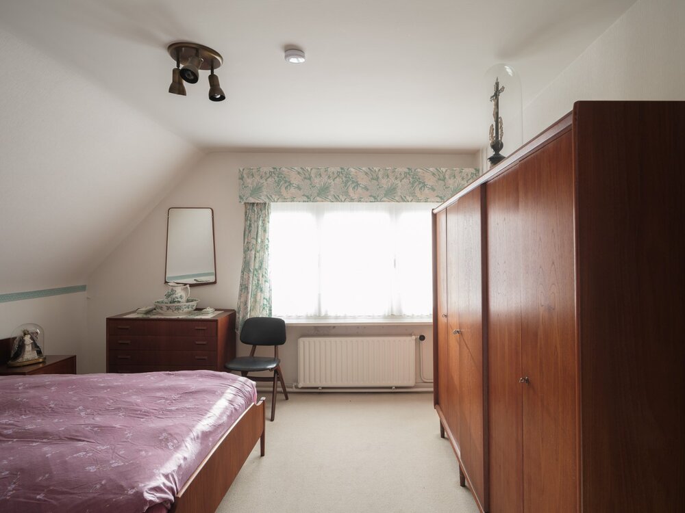 op-te-frissen-woning-op-ruim-perceel-optie-7500m2-grond-08563297_23.jpg