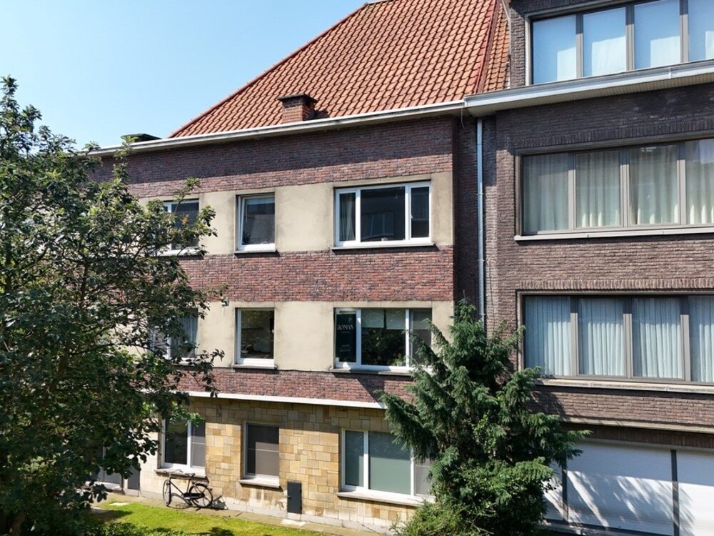 Op te frissen appartement in de stationsbuurt van Gent Op te frissen appartement in de stationsbuurt van Gent