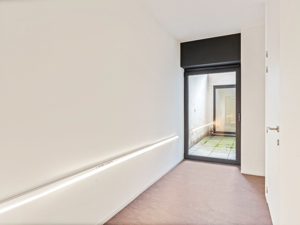 gelijkvloers-kantoor-met-uitstekende-bereikbaarheid-in-gent-08586150_7.jpg