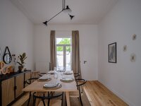 gerenoveerde-opbrengsteigendom-met-6-hoogwaardige-kamers-in-gent-thumbnail-08598245_4.jpg