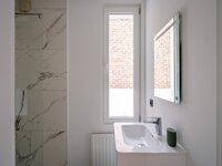 gerenoveerde-opbrengsteigendom-met-6-hoogwaardige-kamers-in-gent-thumbnail-08598245_14.jpg