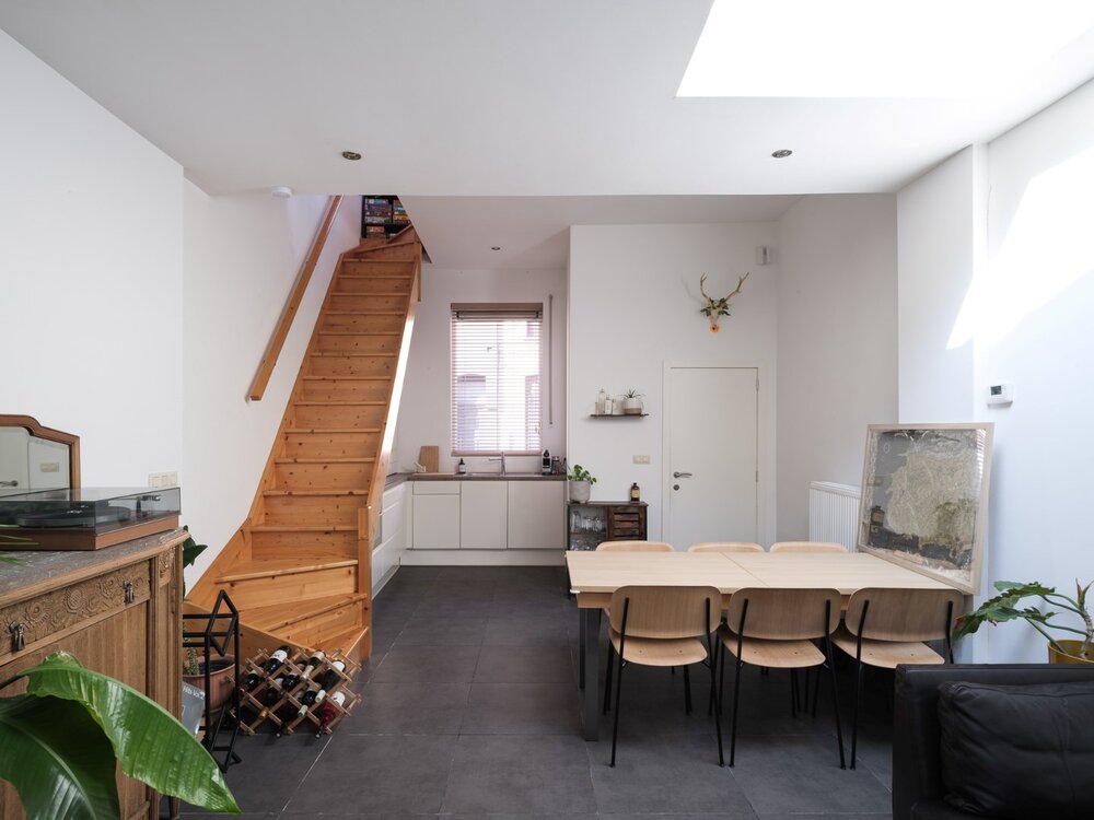 charmante-gerenoveerde-rijwoning-met-zonneterras-in-gentbrugge-08601415_3.jpg