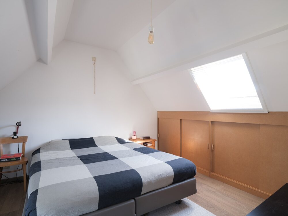 charmante-gerenoveerde-rijwoning-met-zonneterras-in-gentbrugge-08601415_12.jpg