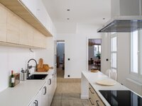 statige-en-volledig-gerenoveerde-herenwoning-met-6-slaapkamers-en-6-badkamers-in-gent-thumbnail-08645419_5.jpg