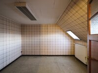 te-renoveren-gezinswoning-met-tuin-in-drongen-thumbnail-08651707_15.jpg