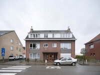 ruime-garagebox-op-een-goed-bereikbare-locatie-thumbnail-08698271_3.jpg