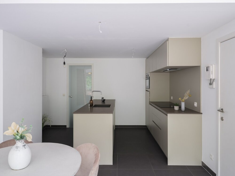 stijlvol-appartement-met-groen-zicht-in-merelbeke-08708556_5.jpg
