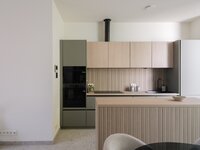 luxueus-gerenoveerde-rijwoning-met-stijlvolle-groene-patio-in-gentbrugge-thumbnail-08719698_8.jpg
