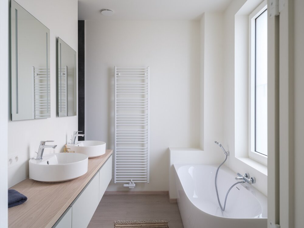 luxueus-gerenoveerde-rijwoning-met-stijlvolle-groene-patio-in-gentbrugge-08719698_13.jpg