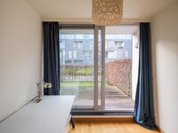 stijlvol-gelijkvloers-wonen-aan-het-water-in-gent-thumbnail-08842393_11.jpg