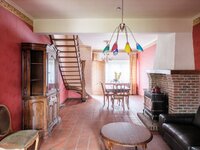te-renoveren-gezinswoning-met-vier-slaapkamers-en-tuin-in-wondelgem-thumbnail-08917188_3.jpg