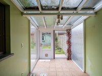 te-renoveren-gezinswoning-met-vier-slaapkamers-en-tuin-in-wondelgem-thumbnail-08917188_11.jpg