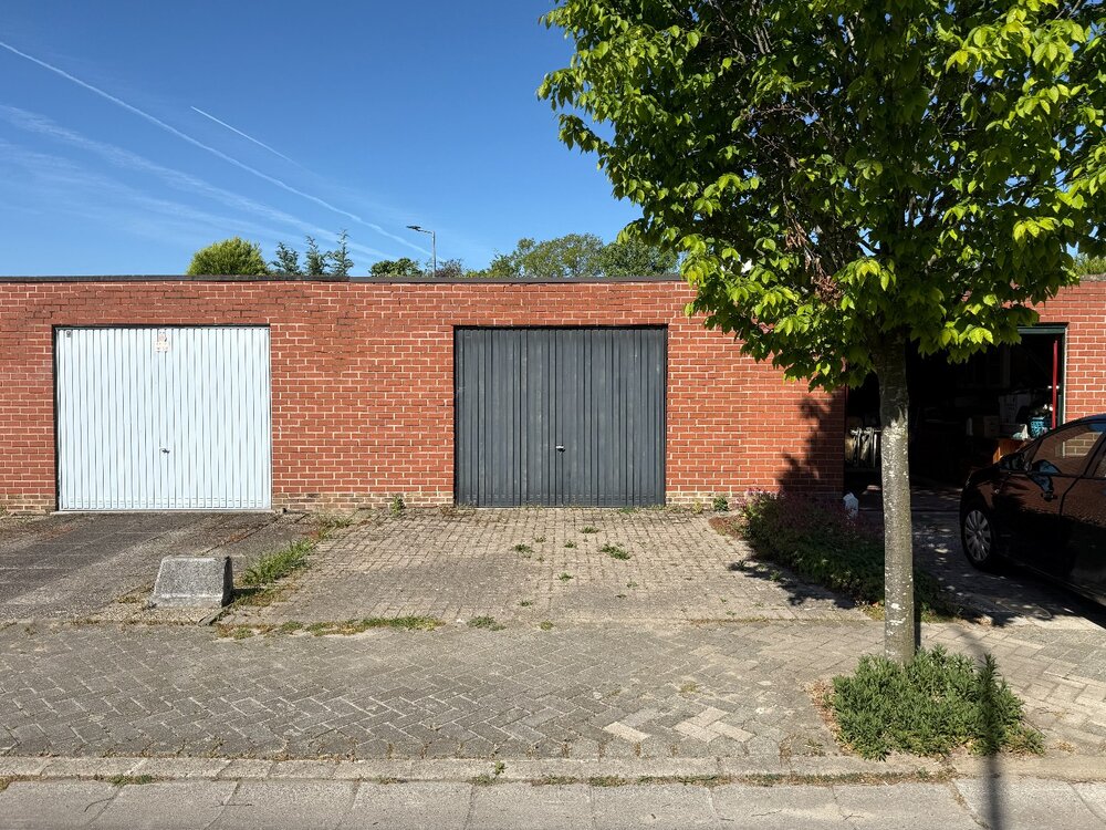 Ruime garagebox in Wondelgem