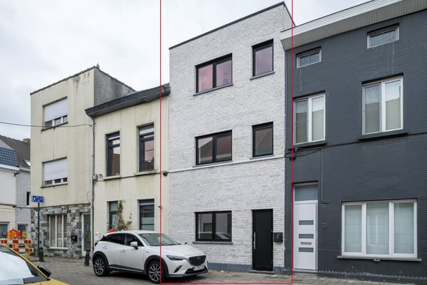 Te koop - Nieuwbouw woning met drie slaapkamers in Ledeberg