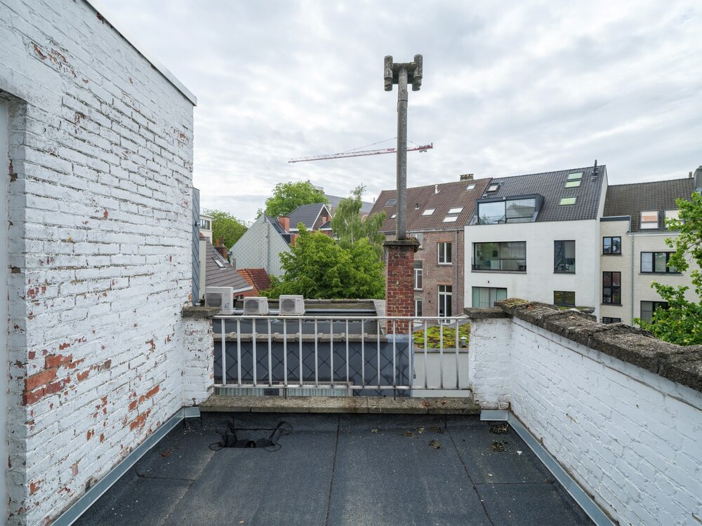 exclusief-dakappartement-met-twee-terrassen-in-hartje-gent-08959381_14.jpg