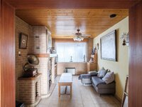 huis-met-vier-slaapkamers-en-stadskoer-in-ledeberg-thumbnail-08971399_4.jpg