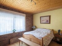 huis-met-vier-slaapkamers-en-stadskoer-in-ledeberg-thumbnail-08971399_8.jpg