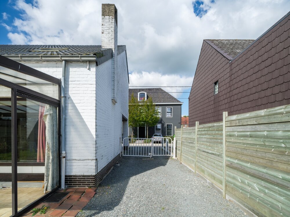 rustig-gelegen-halfopen-woning-met-renovatiepotentieel-08987365_17.jpg