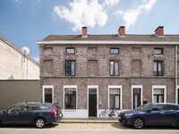 charmante-lichtrijke-gerenoveerde-rijwoning-te-huur-in-gent-thumbnail-09024848_12.jpg
