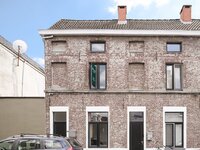 charmante-lichtrijke-gerenoveerde-rijwoning-te-huur-in-gent-thumbnail-09024848_13.jpg