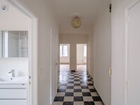 stijlvol-gerenoveerd-lichtrijk-tweeslaapkamerappartement-thumbnail-09033563_5.jpg