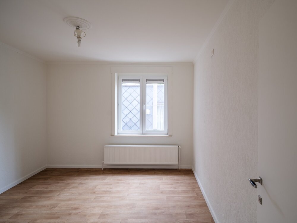 stijlvol-gerenoveerd-lichtrijk-tweeslaapkamerappartement-09033563_6.jpg