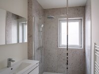 stijlvol-gerenoveerd-lichtrijk-tweeslaapkamerappartement-thumbnail-09033563_8.jpg