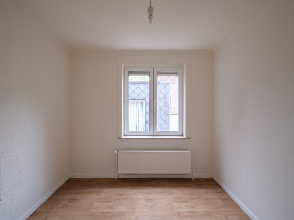 stijlvol-gerenoveerd-lichtrijk-tweeslaapkamerappartement-09033563_9.jpg