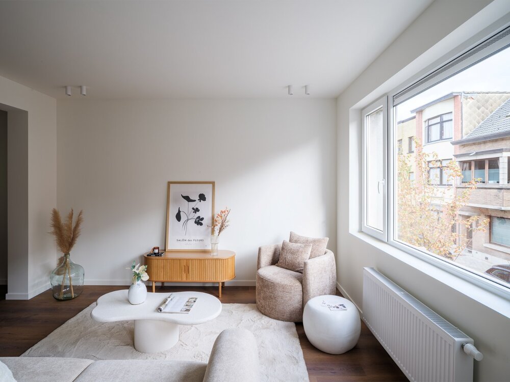 lichtrijk-totaalgerenoveerd-appartement-nabij-gent-sint-pieters-09046817_3.jpg