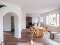 lichtrijk-hoekappartement-met-twee-slaapkamers-nabij-gent-sint-pieters-thumbnail-09046891_1.jpg