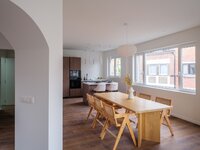 lichtrijk-hoekappartement-met-twee-slaapkamers-nabij-gent-sint-pieters-thumbnail-09046891_6.jpg