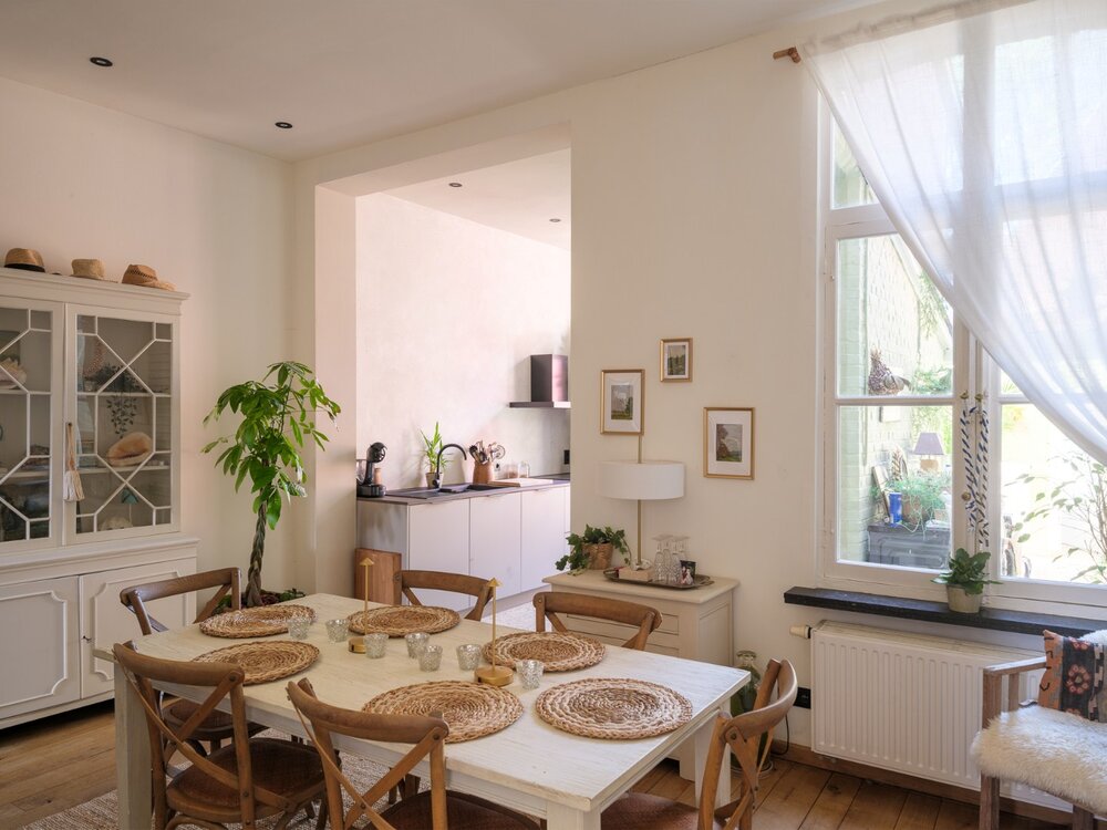 instapklare-woning-met-overvloedig-licht-en-prachtige-tuin-09049054_3.jpg