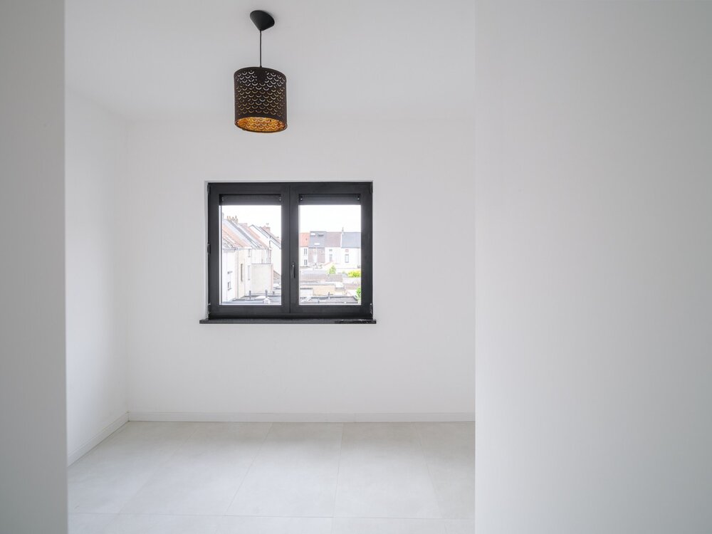 instapklaar-huis-met-drie-slaapkamers-in-het-gentse-08944620_8.jpg