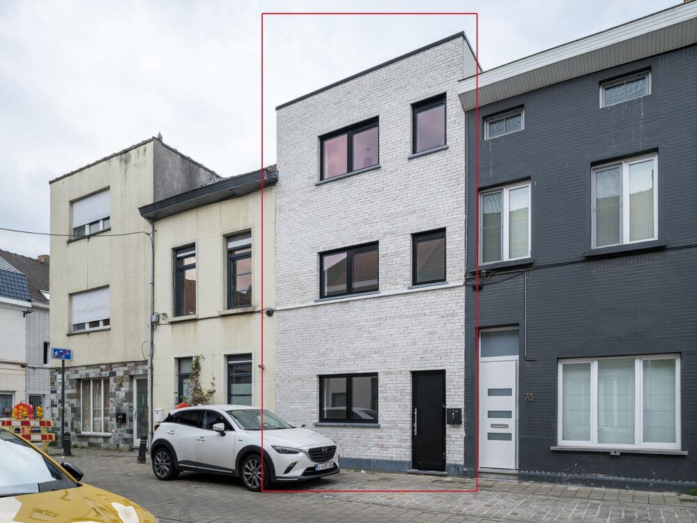instapklaar-huis-met-drie-slaapkamers-in-het-gentse-08944620_11.jpg