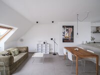 dakappartement-met-drie-slaapkamers-en-terras-met-groen-uitzicht-thumbnail-09078209_1.jpg