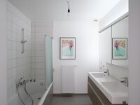 dakappartement-met-drie-slaapkamers-en-terras-met-groen-uitzicht-thumbnail-09078209_9.jpg