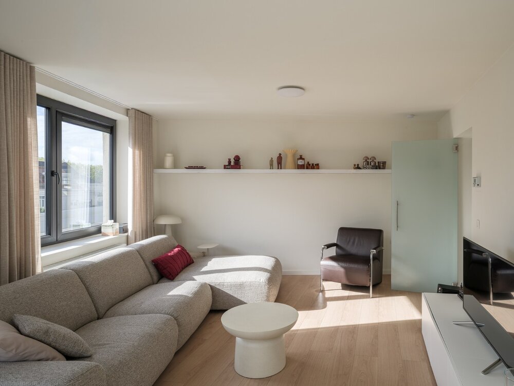 instapklaar-3-slaapkamerappartement-aan-het-adolf-papeleupark-09078698_3.jpg