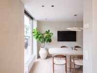 handelshuis-met-lichtrijke-kantoorruimte-en-ruime-woonst-thumbnail-09091244_2.jpg