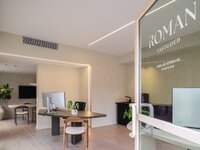 handelshuis-met-lichtrijke-kantoorruimte-en-ruime-woonst-thumbnail-09091244_7.jpg
