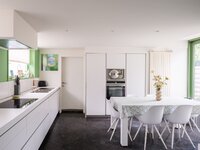 handelshuis-met-lichtrijke-kantoorruimte-en-ruime-woonst-thumbnail-09091244_9.jpg