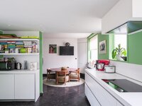handelshuis-met-lichtrijke-kantoorruimte-en-ruime-woonst-thumbnail-09091244_11.jpg