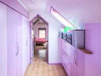 handelshuis-met-lichtrijke-kantoorruimte-en-ruime-woonst-thumbnail-09091244_24.jpg