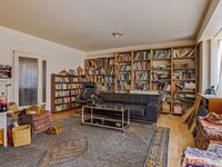 ruim-en-lichtrijk-appartement-in-hartje-gent-thumbnail-08543289_2.jpg