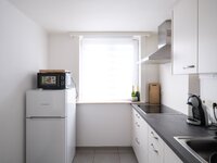 gerenoveerd-dakappartement-met-ruim-zon-terras-thumbnail-08545802_3.jpg