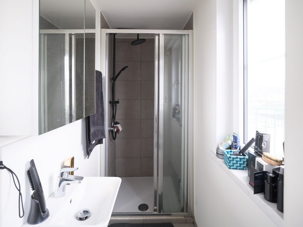 gerenoveerd-dakappartement-met-ruim-zon-terras-08545802_6.jpg